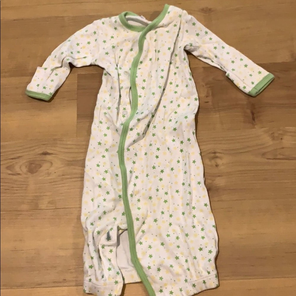 Magnetic Me sleep gown